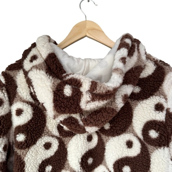 PacSun Royal Sherpa Hoodie | Brown and White | Teddy Fuzzy Jacket Coat, Small - Picture 12 of 16